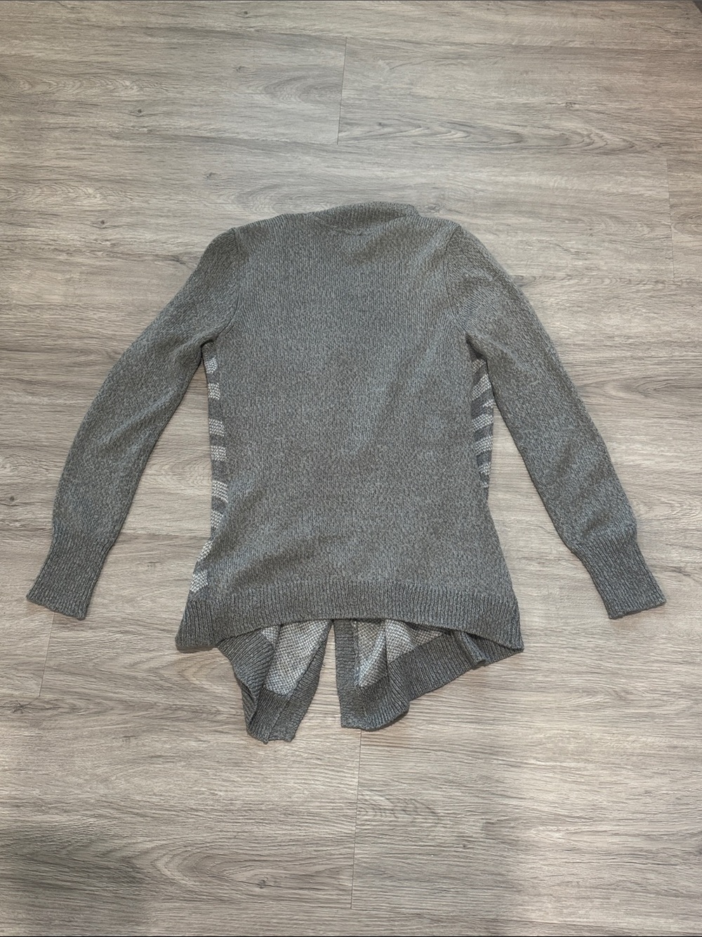 Gray Open-Front Cardigan - Picture 2 of 3